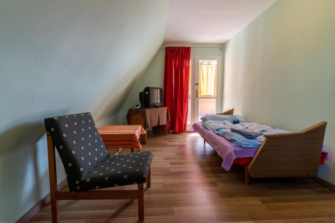 Izabella Panzio Bed and Breakfast Hajdúszoboszló Exterior foto