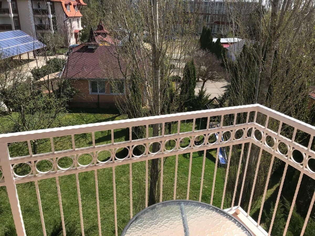 Izabella Panzio Bed and Breakfast Hajdúszoboszló Exterior foto